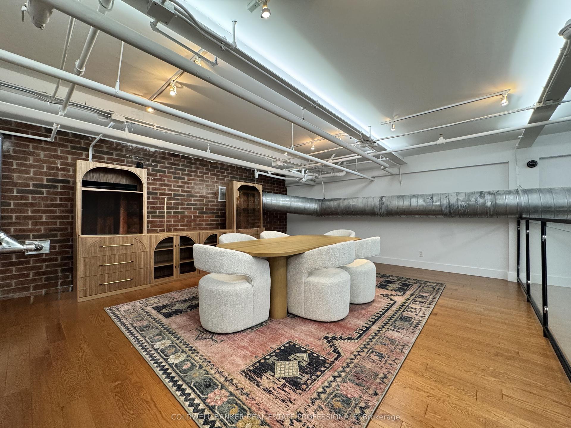 1159 Dundas Street E 159 #159 — photo 1