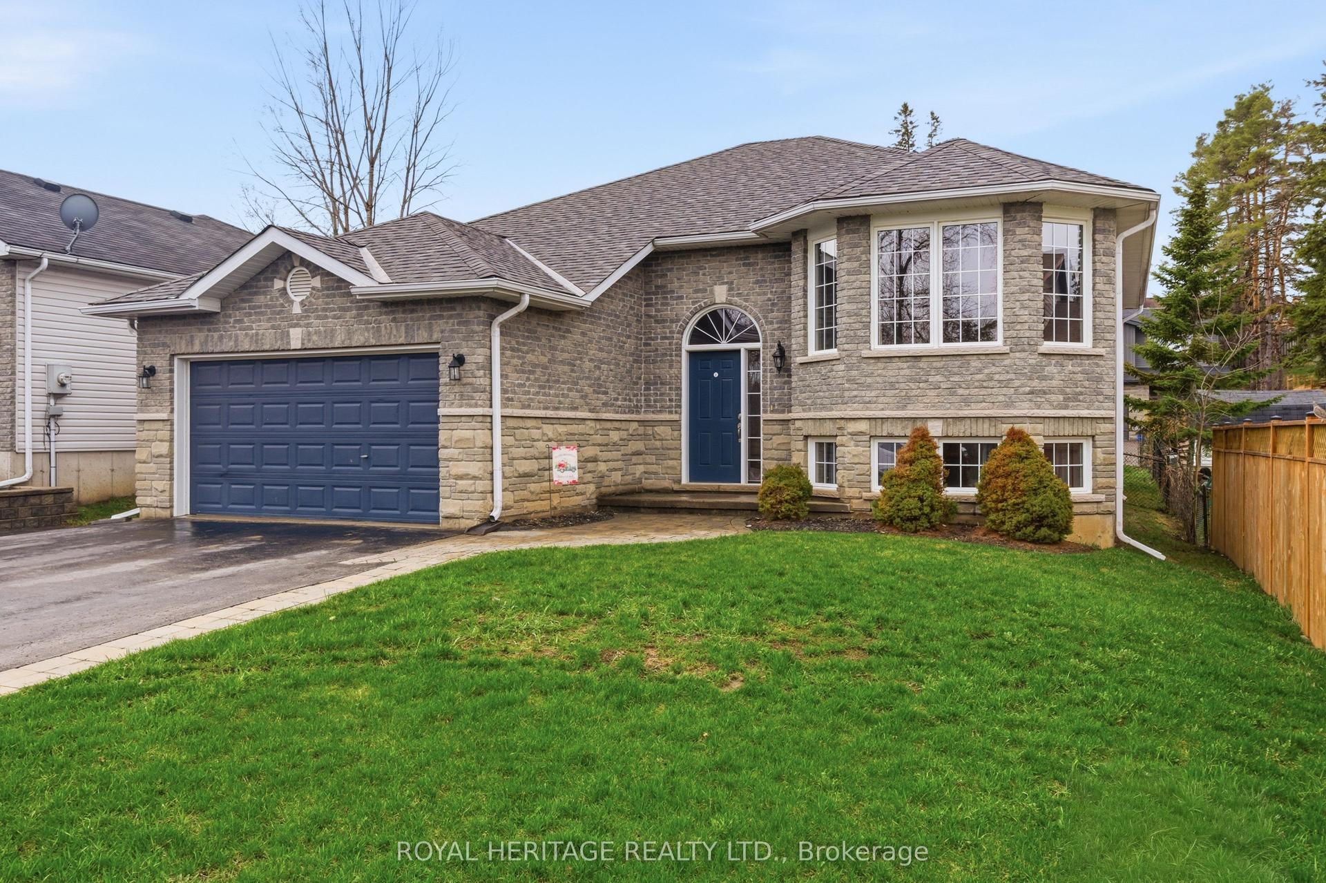 1 Kyle Court — photo 1