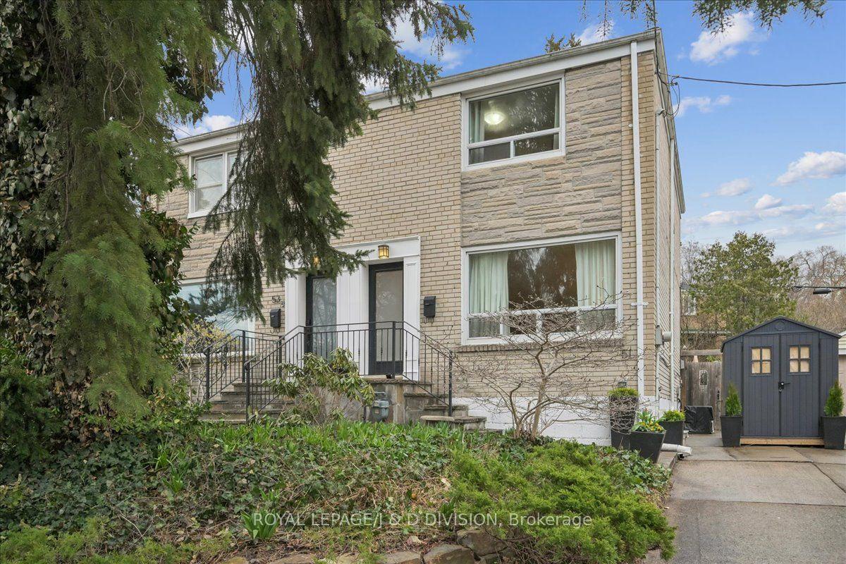 51 Skylark Road — photo 1