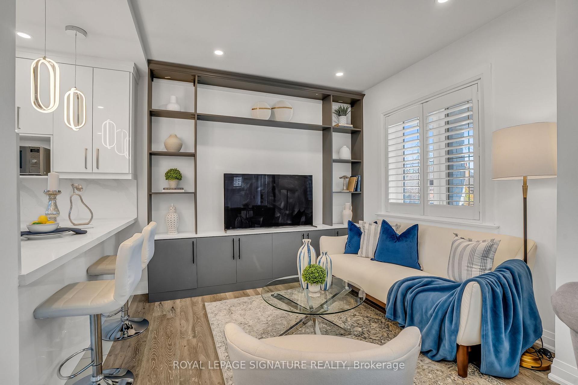 70 Clovelly Avenue — photo 1