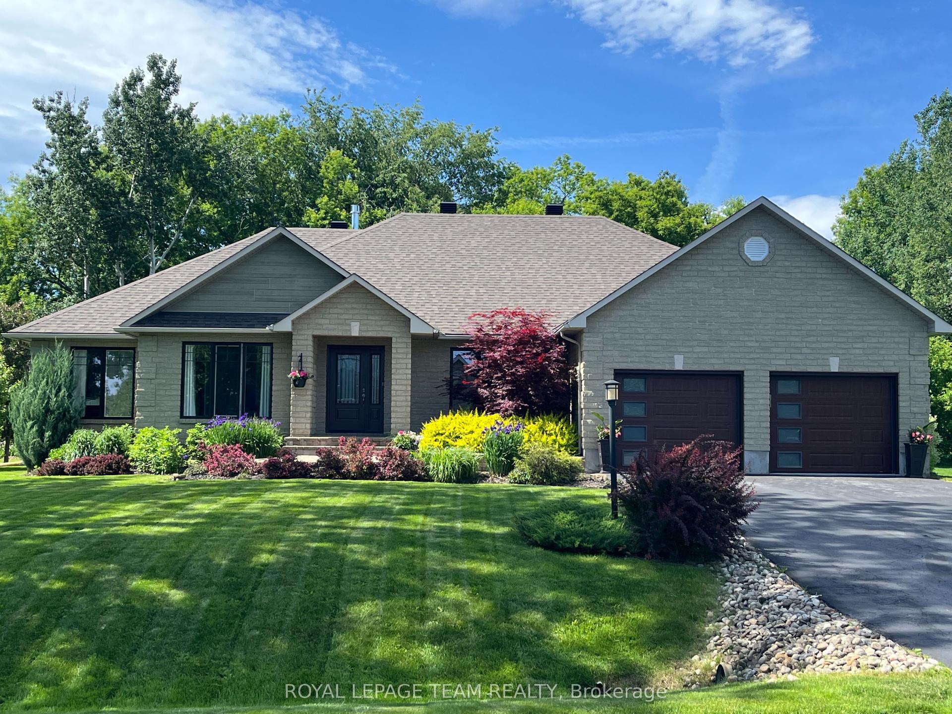 6903 Twin Lakes Avenue — photo 1