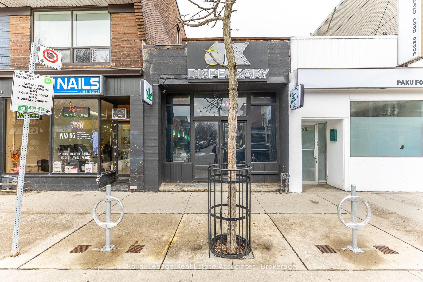 863 Bloor Street W — photo 1