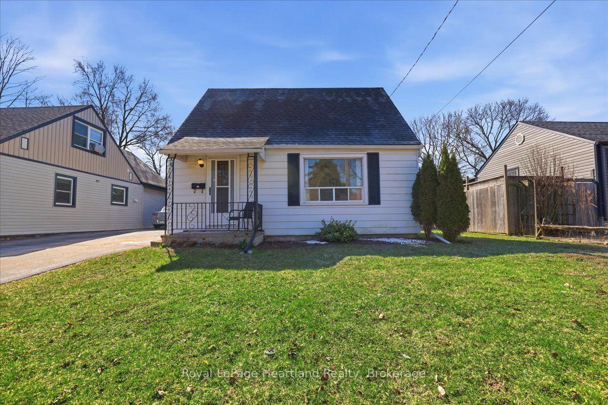 19 Perth Road — photo 1