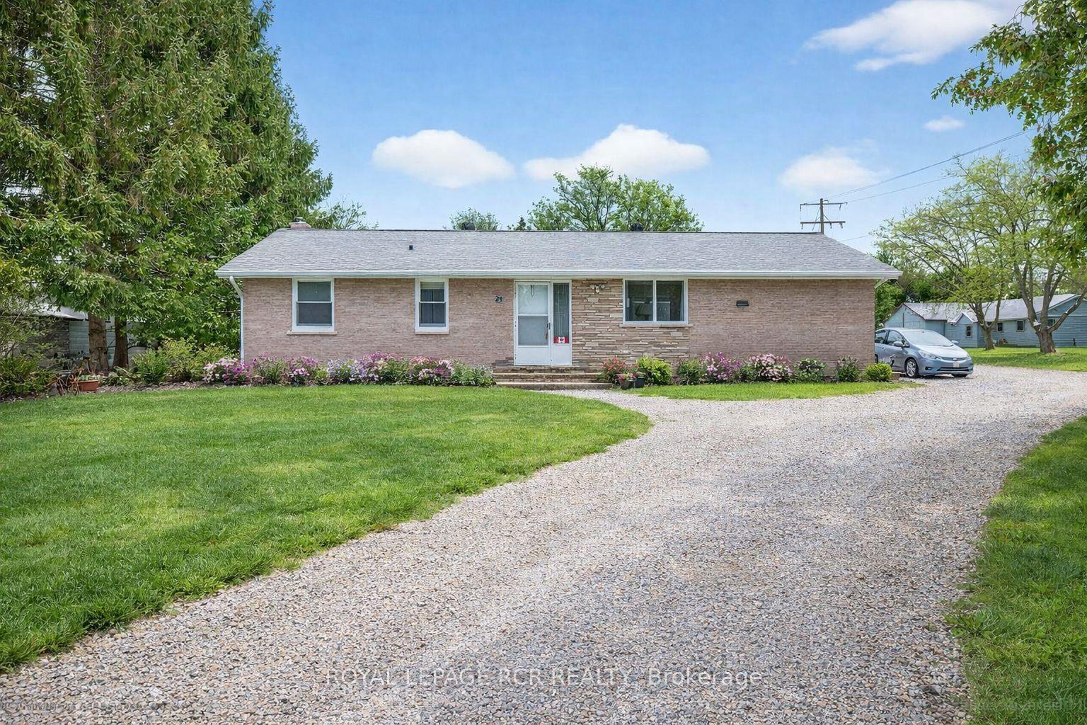 24 Drummond Street — photo 1