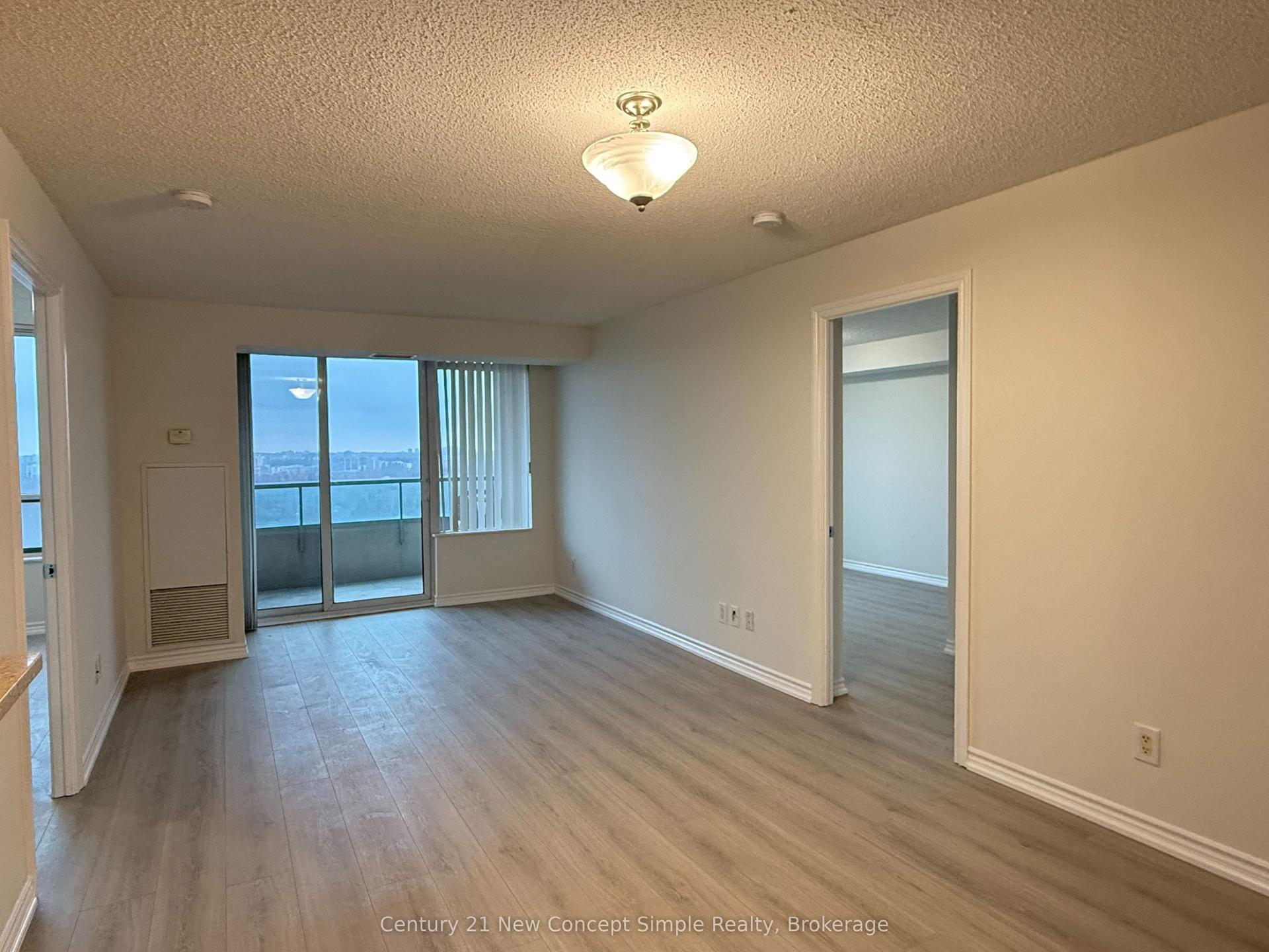 61 Town Centre Court 1812 #1812 — photo 1