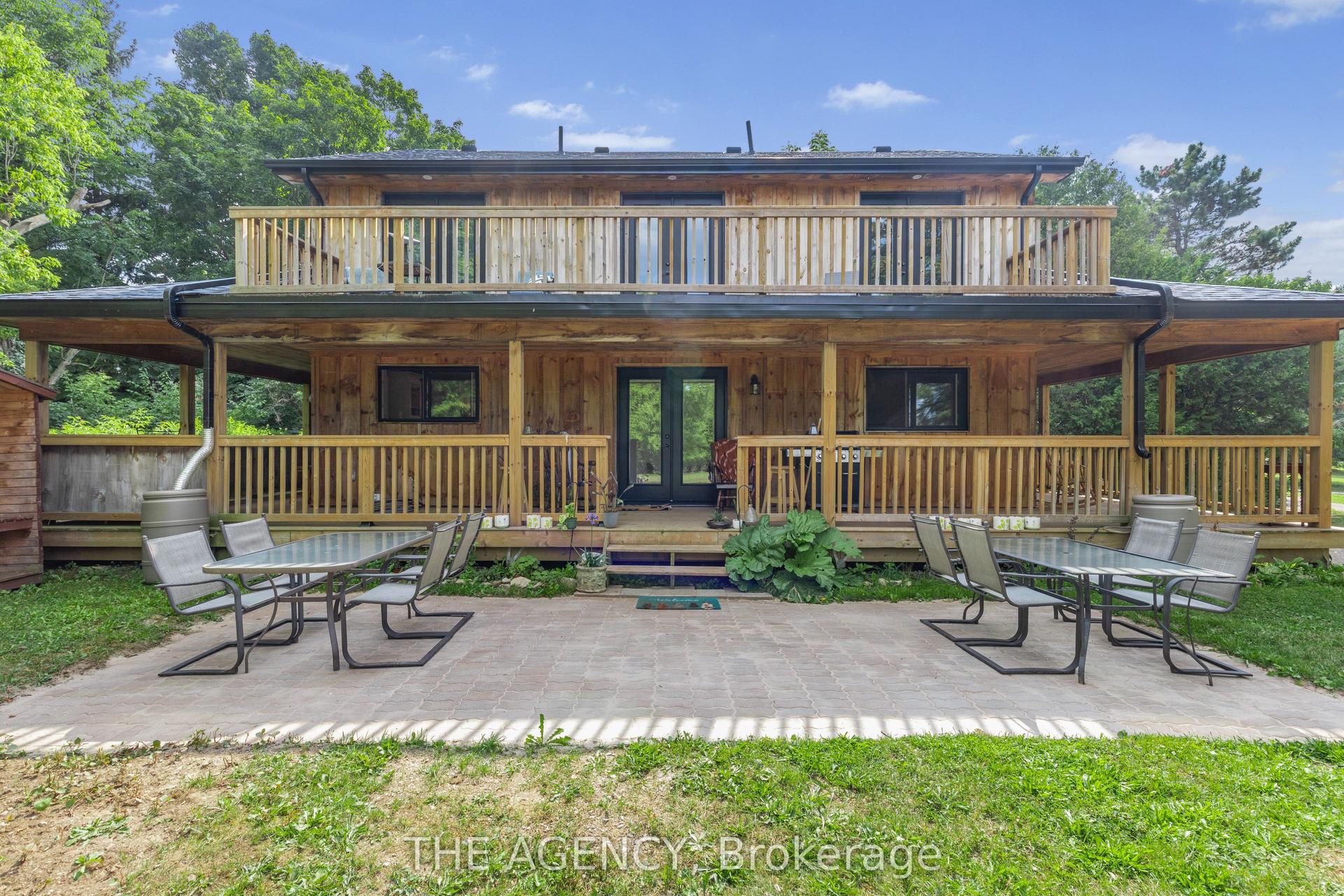 14121 Third Line — photo 1