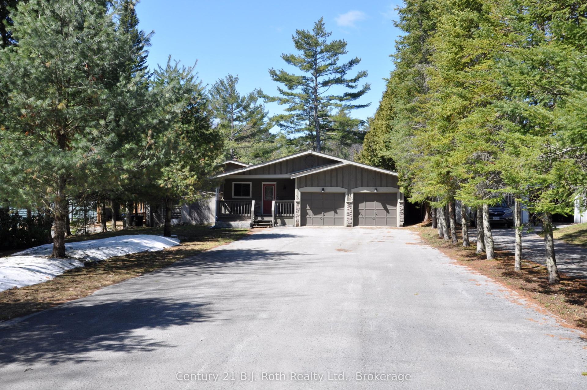 3609 Riverdale Drive — photo 1