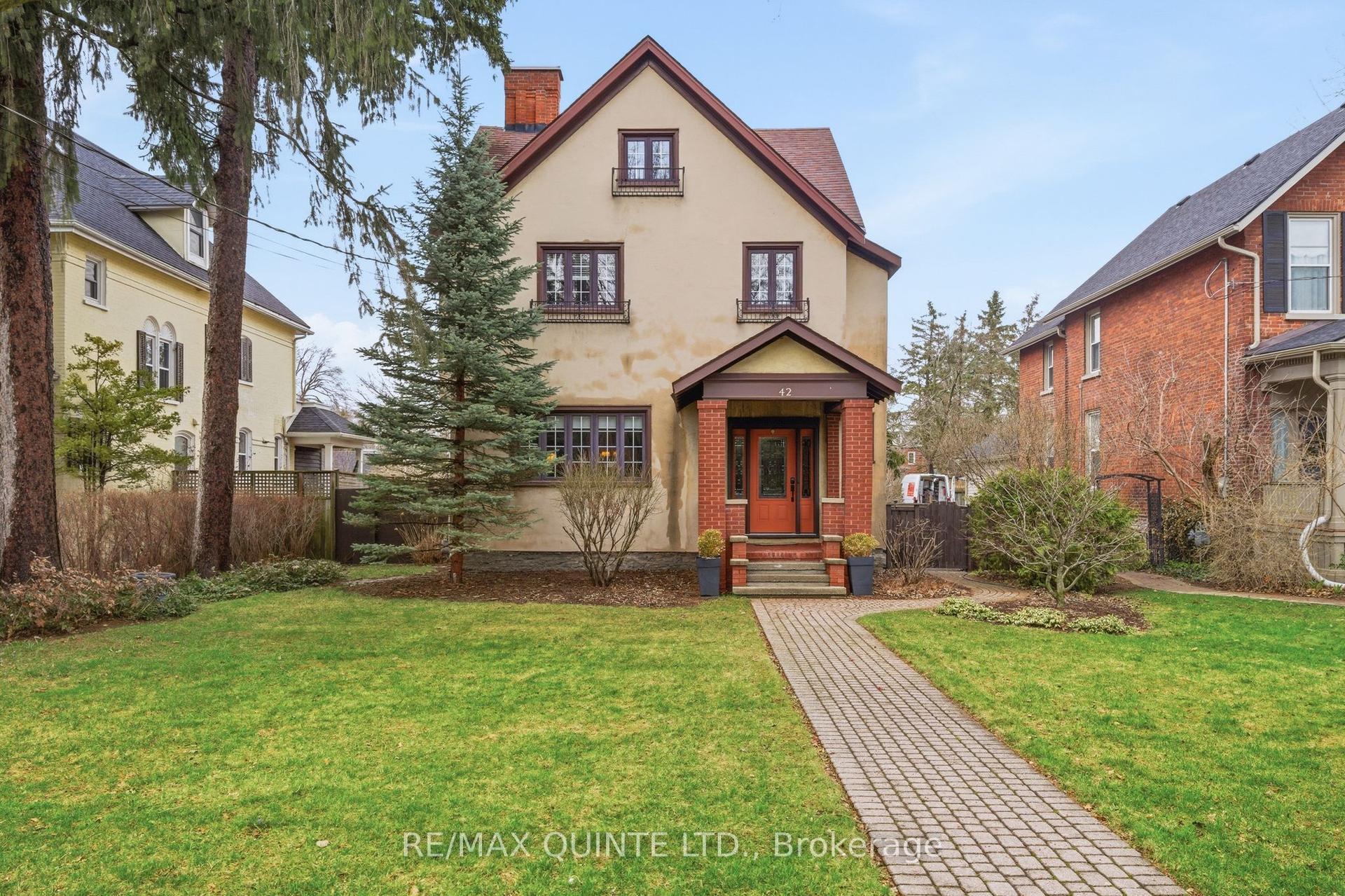 42 Queen Street — photo 1