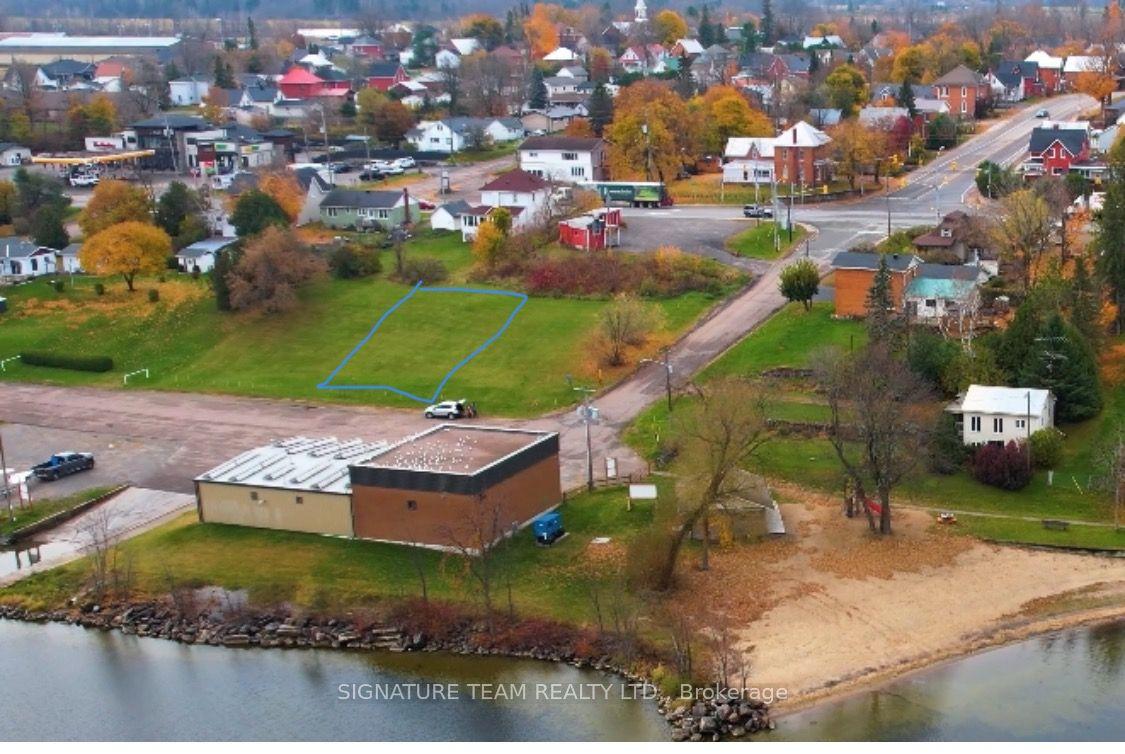 Lot 2 Bonnechere Street — photo 1