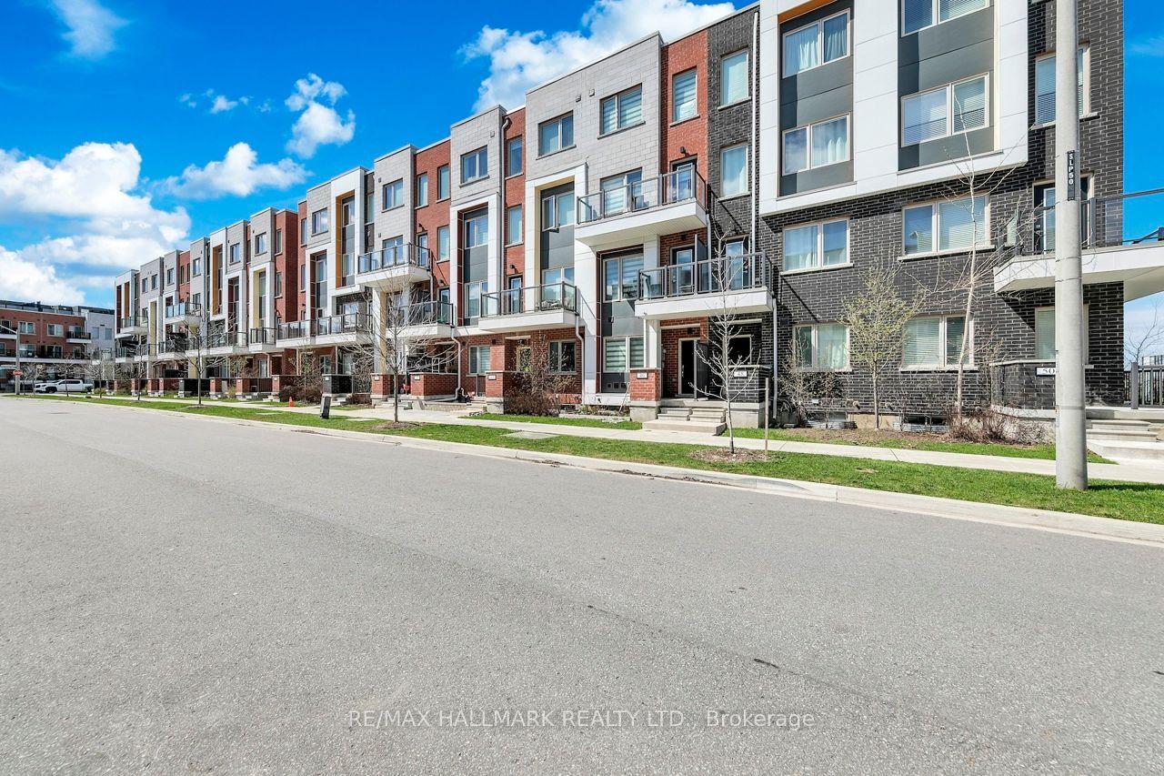 46 William Duncan Road — photo 1