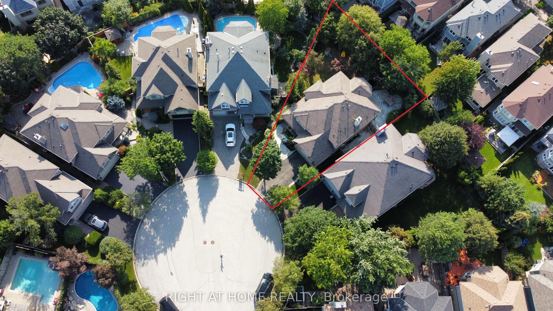 2623 Charlotte Court — photo 1