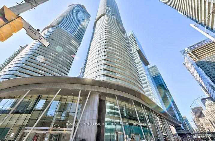 14 York Street 802 #802 — photo 1