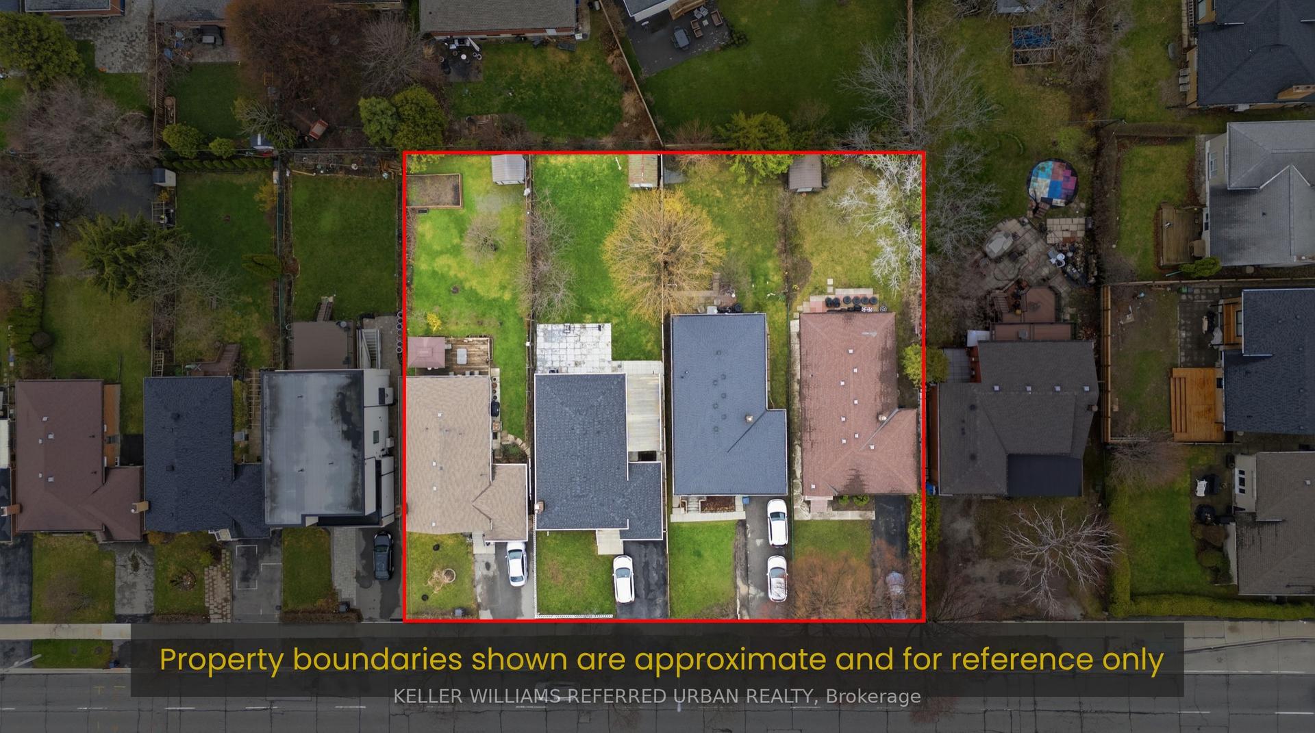 3989 Bloor Street W — photo 1