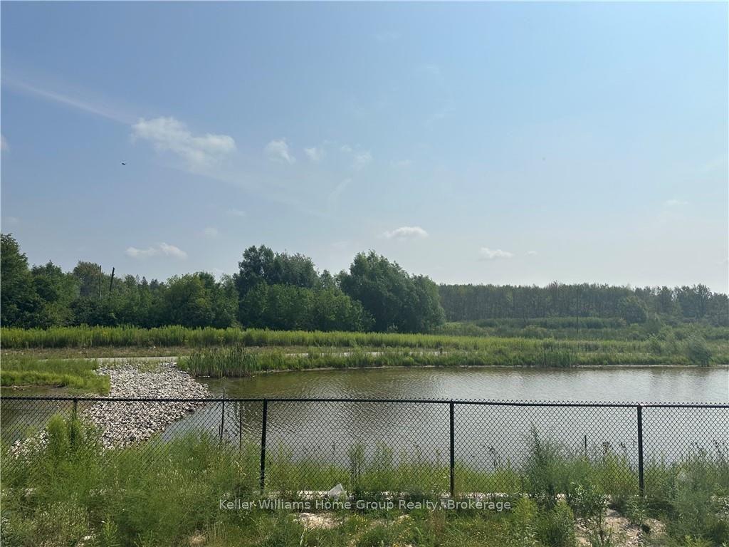 275 Green Gate Boulevard — photo 1