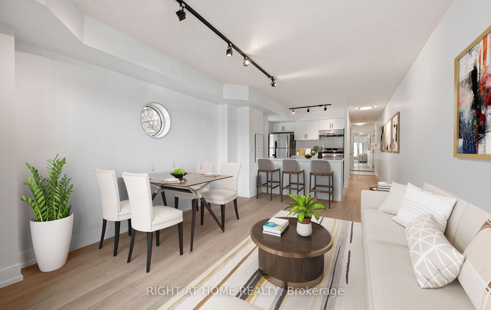 600 Queens Quay 219 #219 — photo 1