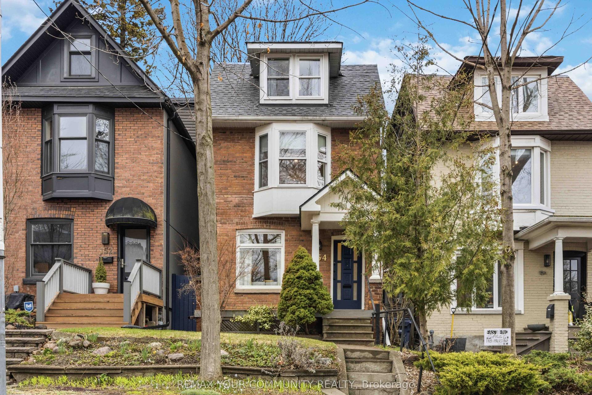 154 Riverdale Avenue — photo 1