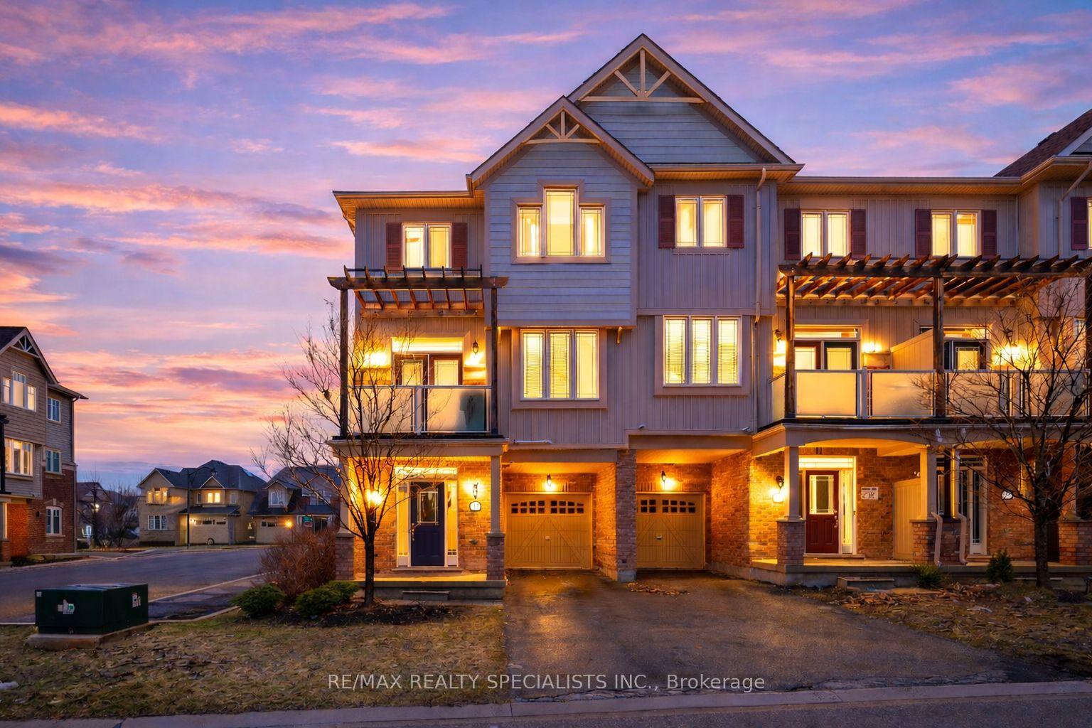 33 Birchfield Crescent — photo 1