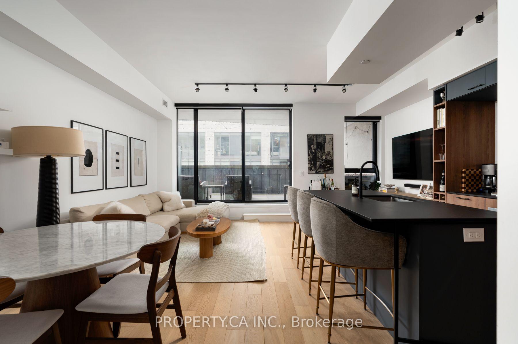 41 Dovercourt Road 302 #302 — photo 1